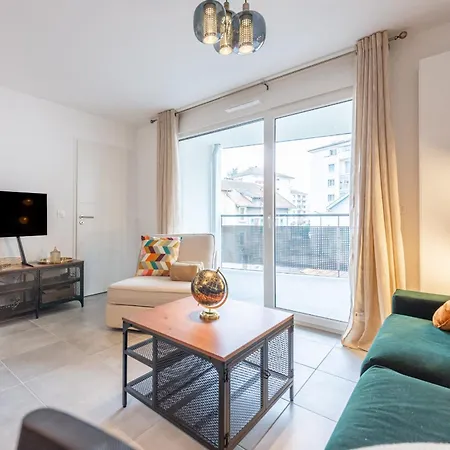 Annecity - Confortable Pres Du Centre شقة *